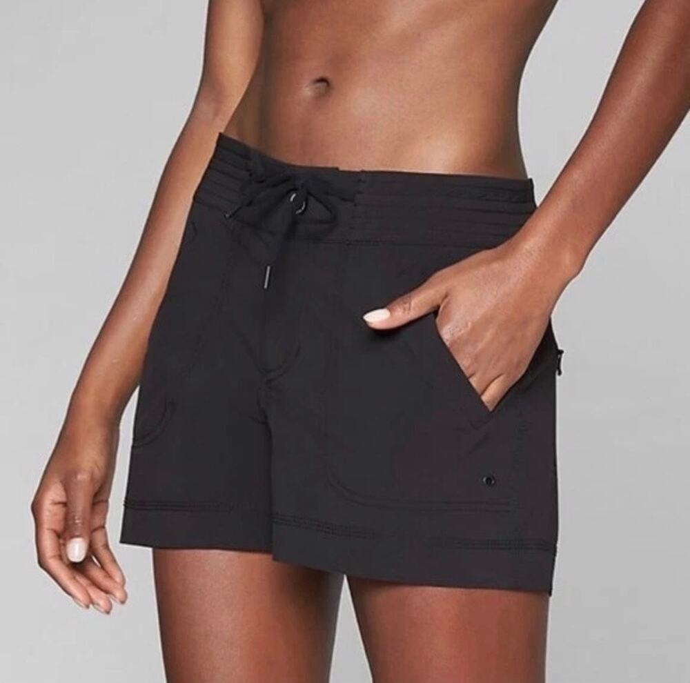 Athleta Rincon Black Athletic Shorts Size 10